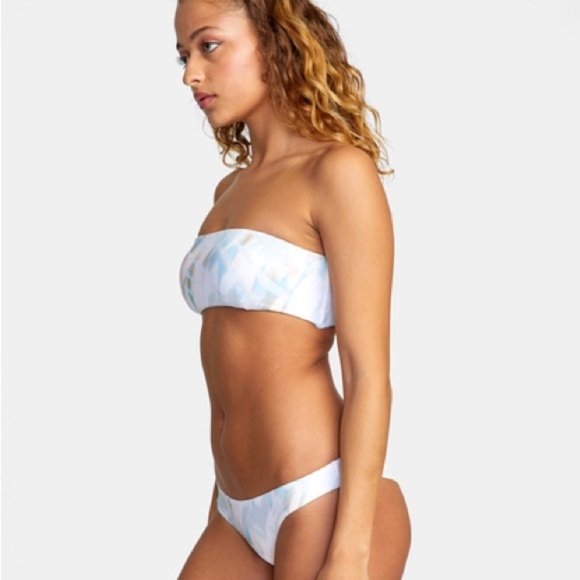 ☀️RVCA☀️ DYE DREAM BANDEAU DYE DREAM CHEEKY BIKINI SET - Picture 10 of 15